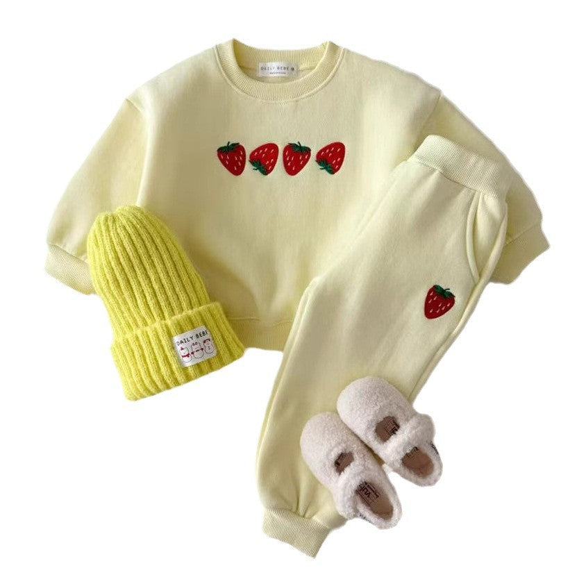 Conjunto de ropa unisex de otoño para bebés y niños, informal, con estampado de fresas bordadas, de manga larga, jersey y pantalones