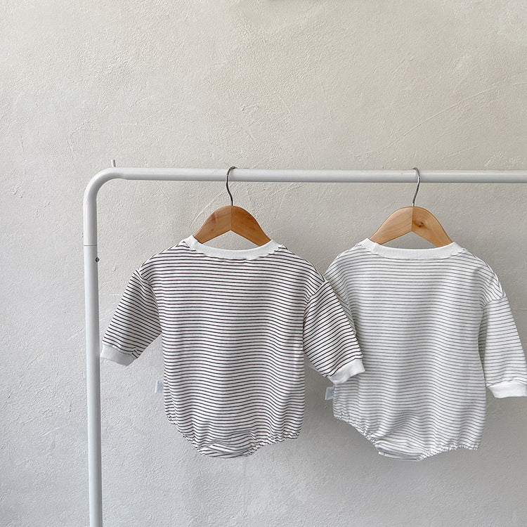 Body para bebé niña recién nacida con diseño de rayas y bolsillos grandes